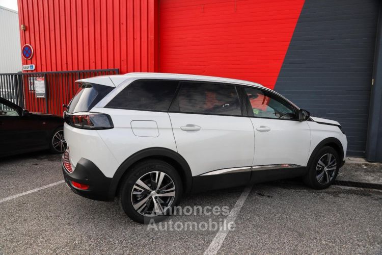 Peugeot 5008 1.2i PureTech 130 ECV - <small></small> 29.970 € <small></small> - #39