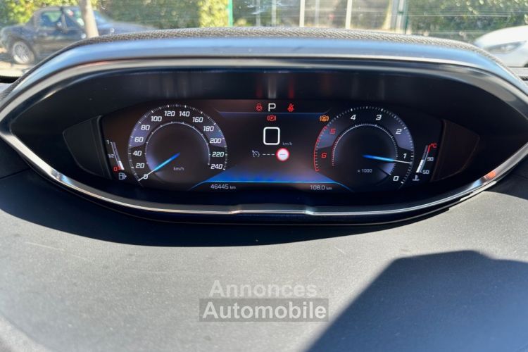 Peugeot 5008 130ch SS EAT8 GT Line TOIT OUVRANT HDI - <small></small> 26.990 € <small>TTC</small> - #29