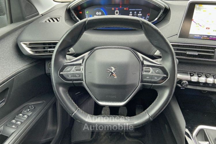 Peugeot 5008 1.5 BlueHDI 130 ALLURE 7PL - <small></small> 18.450 € <small>TTC</small> - #24