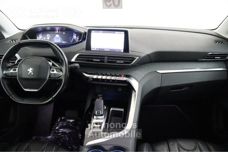 Peugeot 5008 1.5BlueHDI 7 PLAATSEN - ALLURE S&S LEDER NAVI Apple Carplay/Android PANODAK - <small></small> 21.995 € <small>TTC</small> - #17