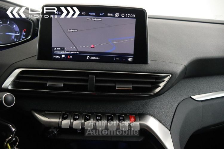 Peugeot 5008 1.5BlueHDI 7 PLAATSEN - ALLURE S&S NAVI APPLE CARPLAY/ANDROID AUTO - <small></small> 18.995 € <small>TTC</small> - #18