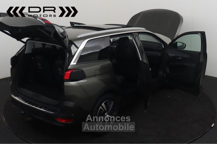 Peugeot 5008 1.5BlueHDI 7 PLAATSEN - ALLURE S&S NAVI APPLE CARPLAY/ANDROID AUTO FOCAL PANODAK - <small></small> 20.995 € <small>TTC</small> - #10