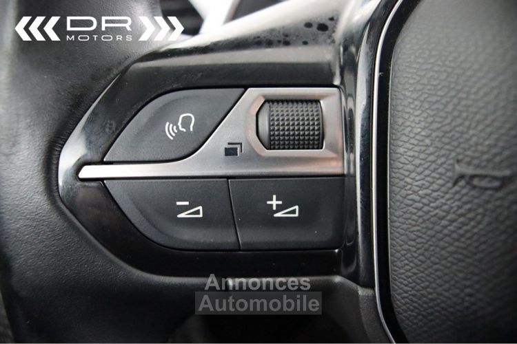 Peugeot 5008 1.5BlueHDI 7 PLAATSEN - ALLURE S&S NAVI APPLE CARPLAY/ANDROID AUTO FOCAL PANODAK - <small></small> 20.995 € <small>TTC</small> - #31