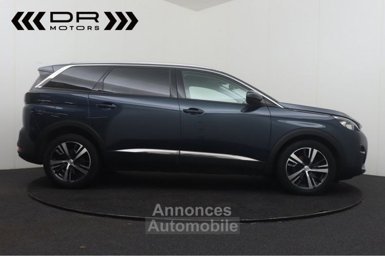 Peugeot 5008 1.5BlueHDI ALLURE - LED NAVI MIRROR LINK 7 PLAATSEN FOCAL HIFI - <small></small> 18.495 € <small>TTC</small> - #4