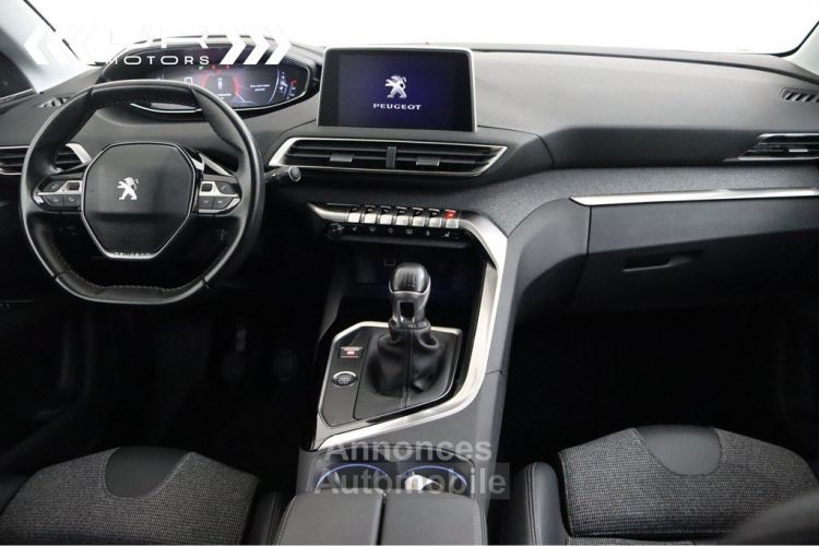 Peugeot 5008 1.5BlueHDI ALLURE - LED NAVI MIRROR LINK 7 PLAATSEN FOCAL HIFI - <small></small> 18.495 € <small>TTC</small> - #17