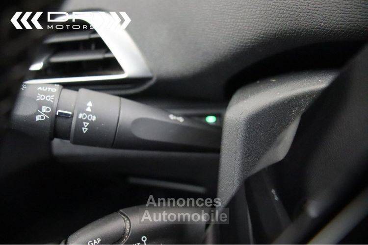 Peugeot 5008 1.5BlueHDI ALLURE - LED NAVI MIRROR LINK 7 PLAATSEN FOCAL HIFI - <small></small> 18.495 € <small>TTC</small> - #33