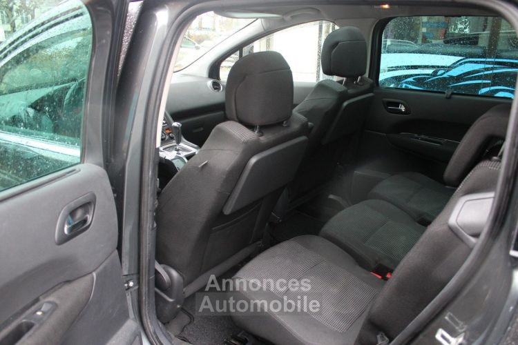 Peugeot 5008 1.6 HDI 110 FAP PREMIUM PACK BMP6 7PL - <small></small> 8.990 € <small>TTC</small> - #6