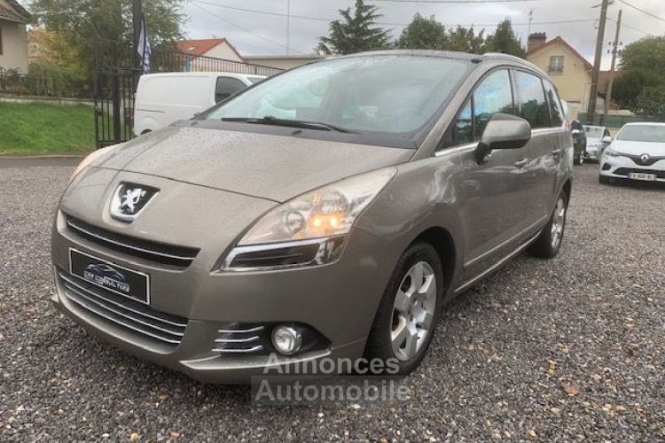 Peugeot 5008 1.6 HDi 112ch FAP BMP6 BLUE LION Premium 7places Entretien Complet - <small></small> 6.490 € <small>TTC</small> - #1