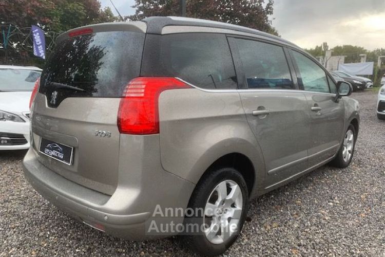 Peugeot 5008 1.6 HDi 112ch FAP BMP6 BLUE LION Premium 7places Entretien Complet - <small></small> 6.490 € <small>TTC</small> - #5