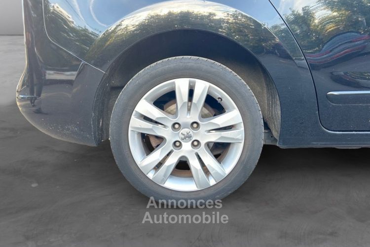 Peugeot 5008 1.6 HDi 115 ch BVM6 Style 7pl - <small></small> 6.490 € <small>TTC</small> - #22