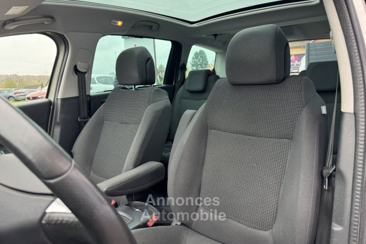 Peugeot 5008 1.6 HDi 115ch Allure 1ère main - <small></small> 6.990 € <small>TTC</small> - #11