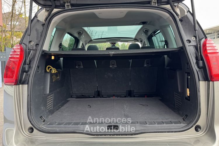 Peugeot 5008 1.6 HDi 115ch Allure 1ère main - <small></small> 6.990 € <small>TTC</small> - #15