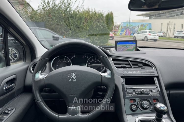 Peugeot 5008 1.6 HDi 115ch Allure 1ère main - <small></small> 6.990 € <small>TTC</small> - #17