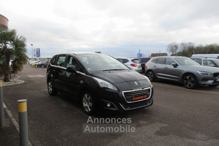 Peugeot 5008 1.6 HDi 115ch BVM6 7 places - <small></small> 11.890 € <small>TTC</small> - #2