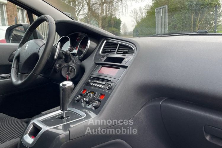 Peugeot 5008 1.6 HDI 115CH FAMILY II AUTOMATIQUE 7PL - <small></small> 6.490 € <small>TTC</small> - #10