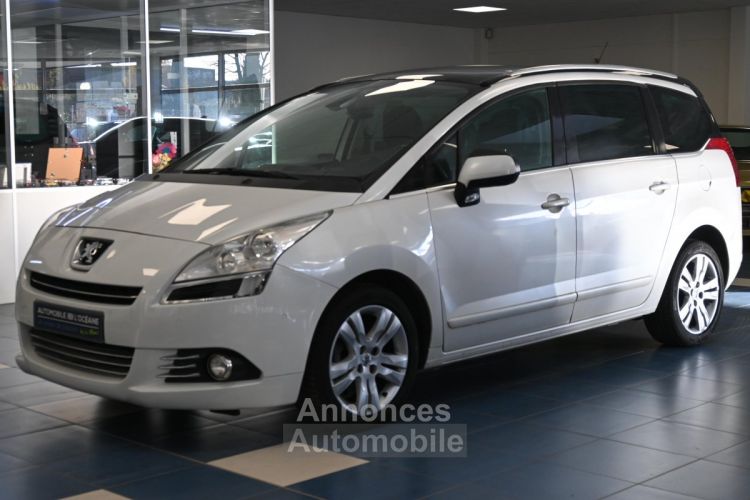 Peugeot 5008 1.6 HDi 115ch FAP BVM6 Allure 7pl - <small></small> 6.856 € <small>TTC</small> - #1