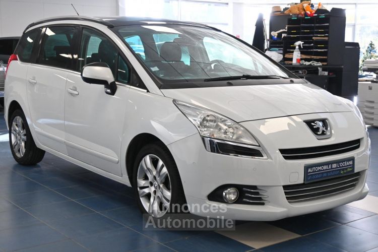 Peugeot 5008 1.6 HDi 115ch FAP BVM6 Allure 7pl - <small></small> 6.856 € <small>TTC</small> - #3