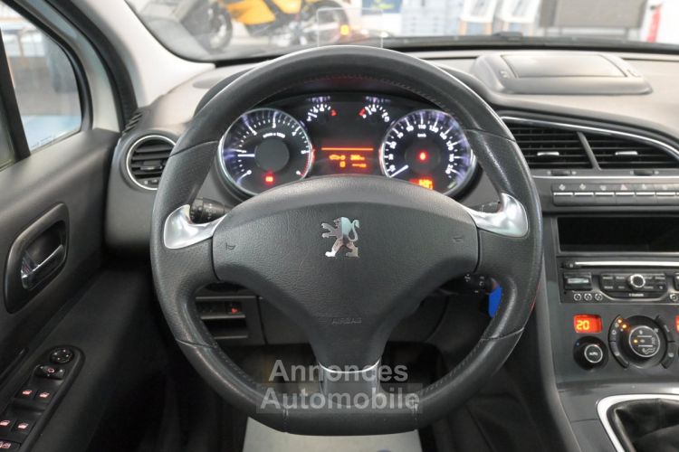 Peugeot 5008 1.6 HDi 115ch FAP BVM6 Allure 7pl - <small></small> 6.856 € <small>TTC</small> - #10