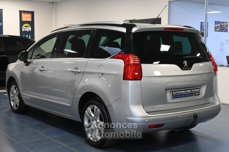 Peugeot 5008 1.6 HDi 115ch FAP BVM6 Allure 7pl - <small></small> 11.859 € <small>TTC</small> - #6