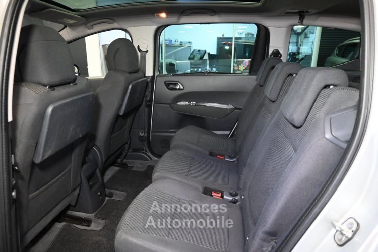 Peugeot 5008 1.6 HDi 115ch FAP BVM6 Allure 7pl - <small></small> 11.859 € <small>TTC</small> - #21