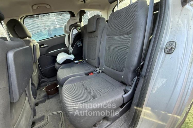 Peugeot 5008 1.6 HDi FAP - 115 - 5pl Business PHASE 2 - <small></small> 9.990 € <small>TTC</small> - #14