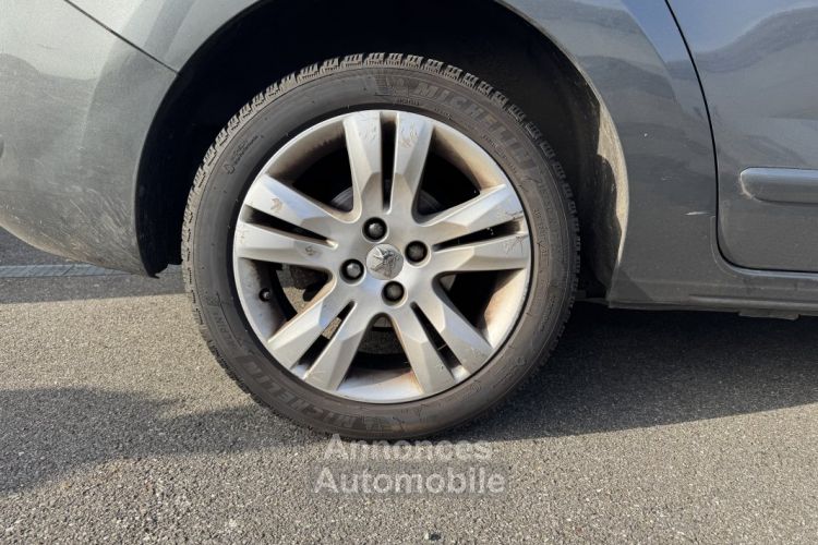 Peugeot 5008 1.6 HDi112 FAP Allure 7pl - <small></small> 8.990 € <small>TTC</small> - #33