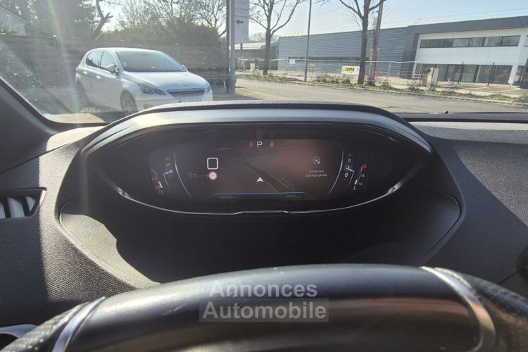 Peugeot 5008 2.0 BLUEHDI 180 GT PACK EAT8 - <small></small> 29.990 € <small>TTC</small> - #24