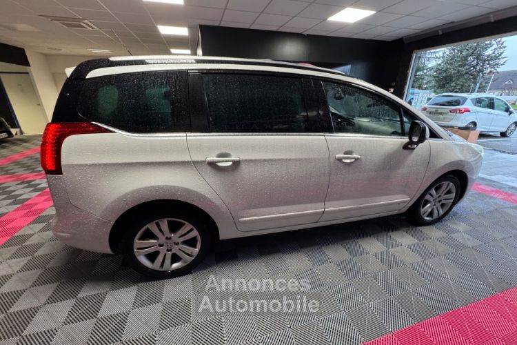 Peugeot 5008 2.0 HDi 160ch FAP BVA6 Allure 5pl A - <small></small> 7.490 € <small>TTC</small> - #6