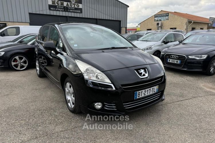 Peugeot 5008 2.0 tdi 150 ch business pack 1er main toit pano- atteage remorque - <small></small> 8.490 € <small>TTC</small> - #1