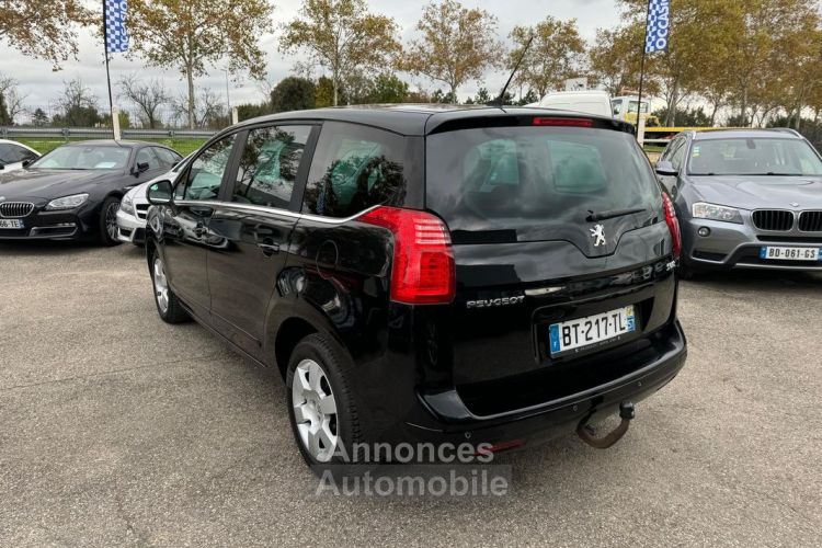 Peugeot 5008 2.0 tdi 150 ch business pack 1er main toit pano- atteage remorque - <small></small> 8.490 € <small>TTC</small> - #4