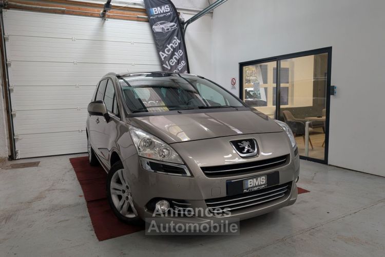 Peugeot 5008 2l hdi 150 Premium Pack (7 Places, Toit pano, GPS, Radar, Régul, Tete haute) - <small></small> 7.790 € <small>TTC</small> - #1