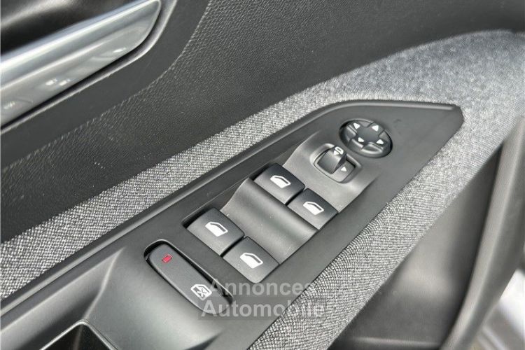 Peugeot 5008 BlueHDi 130ch S&S EAT8 Active Pack - <small></small> 25.690 € <small>TTC</small> - #27