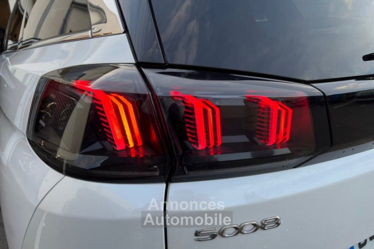 Peugeot 5008 BlueHDi 180ch SS EAT8 GT 1ERE MAIN SUIVI COMPLET SIÈGES CUIR MASSANTS / CHAUFFANTS GARANTIE - <small></small> 28.490 € <small>TTC</small> - #24