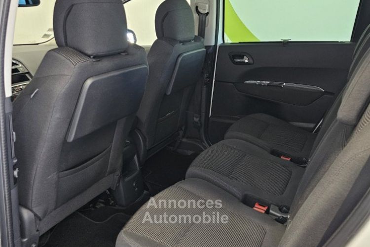 Peugeot 5008 BUSINESS 2.0 HDI 150 CAMERA RADARS AV/AR GPS ROUE DE SECOURS - <small></small> 12.990 € <small>TTC</small> - #17