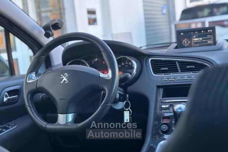 Peugeot 5008 GEN I-1.6L THP 165ch ALLURE BVA TOIT PANORAMIQUE AFFICHAGE TETE HAUTE - <small></small> 11.290 € <small>TTC</small> - #16