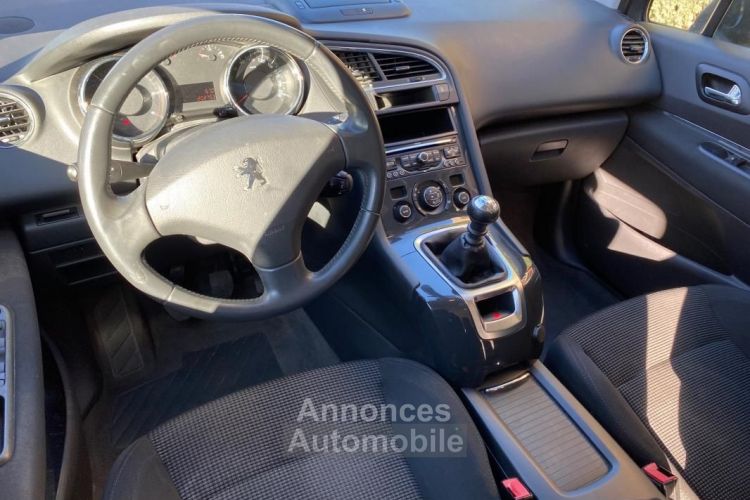 Peugeot 5008 GENERATION-I 1.6 HDI 112CH PREMIUM - <small></small> 5.990 € <small>TTC</small> - #10