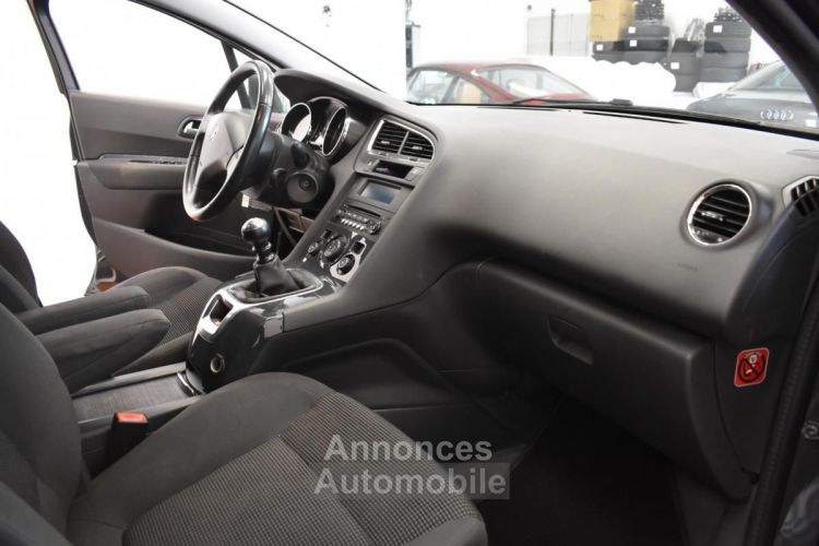 Peugeot 5008 GENERATION-I 2.0 BLUEHDI 150 ACTIVE SUIVI GARANTIE 6 à 60 MOIS - <small></small> 11.890 € <small>TTC</small> - #11