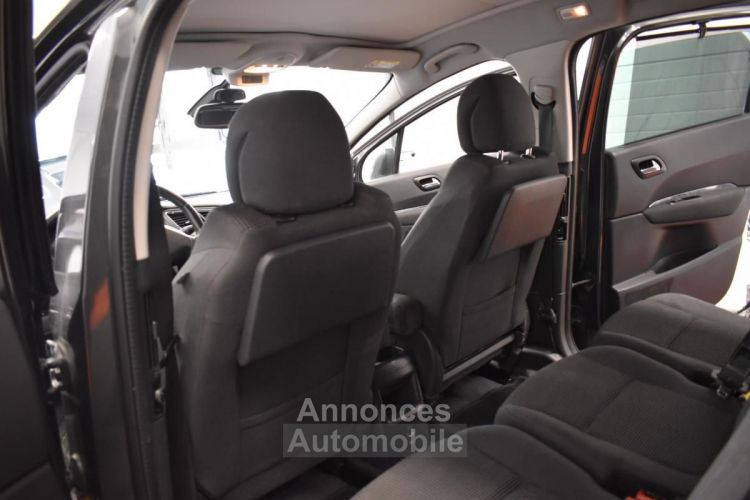 Peugeot 5008 GENERATION-I 2.0 BLUEHDI 150 ACTIVE SUIVI GARANTIE 6 à 60 MOIS - <small></small> 11.890 € <small>TTC</small> - #13