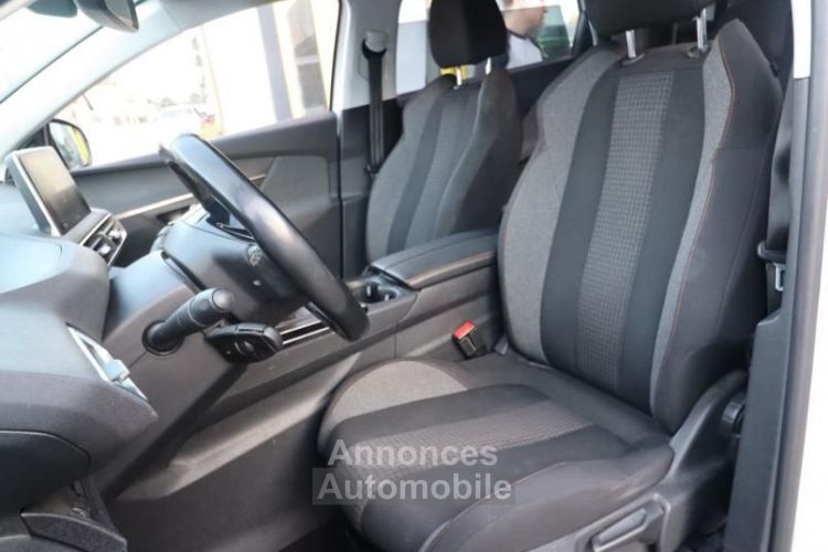 Peugeot 5008 GENERATION-II 1.5 BLUEHDI 130 CH ACTIVE BUSINESS START-STOP + CARPLAY CAMERA - <small></small> 12.989 € <small>TTC</small> - #12