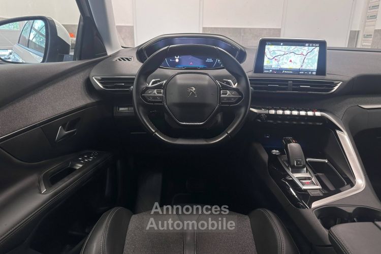 Peugeot 5008 II 1.5 BlueHDi 130ch Allure Business S&S EAT8 7 places / À PARTIR DE 329,89 € * - <small></small> 23.990 € <small>TTC</small> - #17