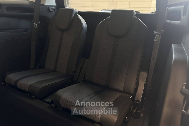 Peugeot 5008 II 1.5 BlueHDi 130ch Allure Business S&S EAT8 7 places / À PARTIR DE 329,89 € * - <small></small> 23.990 € <small>TTC</small> - #18