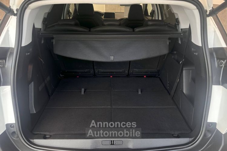 Peugeot 5008 II 1.5 BlueHDi 130ch Allure Business S&S EAT8 7 places / À PARTIR DE 329,89 € * - <small></small> 23.990 € <small>TTC</small> - #20