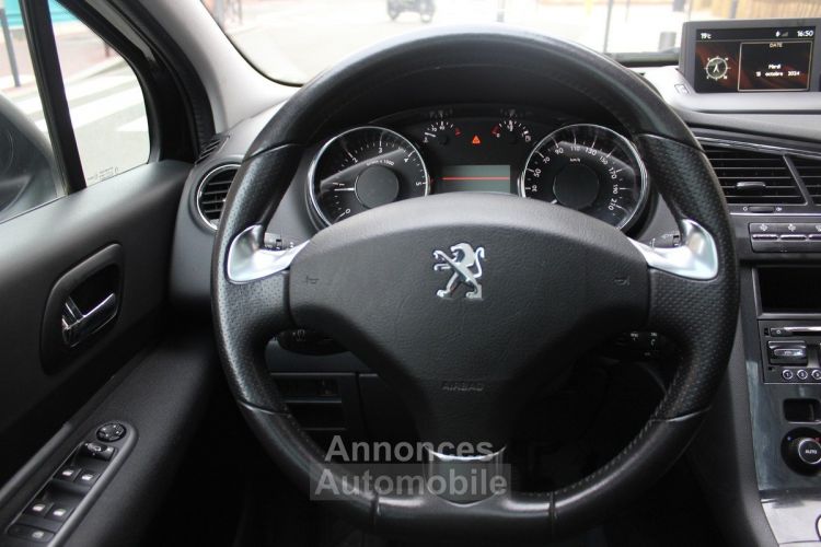 Peugeot 5008 II 1.6 BLUEHDI 120 S&S ALLURE - <small></small> 7.490 € <small>TTC</small> - #26