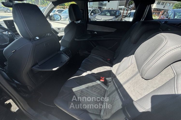 Peugeot 5008 II 1.6 PureTech 180ch S&S GT Pack EAT8 *Moteur à chaîne/7 places/garantie jusqu'en 2028/ Full black équipé* - <small></small> 39.990 € <small>TTC</small> - #16