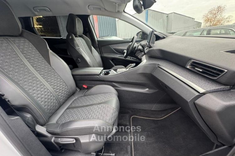 Peugeot 5008 II Phase 2 , 1.5 BlueHDi EAT8 130 cv Boîte auto, ROADTRIP, - <small></small> 17.990 € <small>TTC</small> - #22