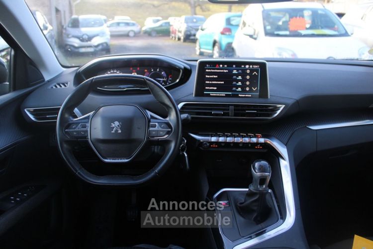 Peugeot 5008 III BLUE HDI 130 CV ACTIVE 