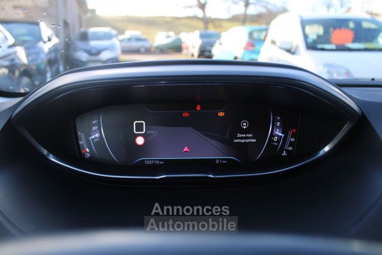 Peugeot 5008 III BLUE HDI 130 CV ACTIVE 