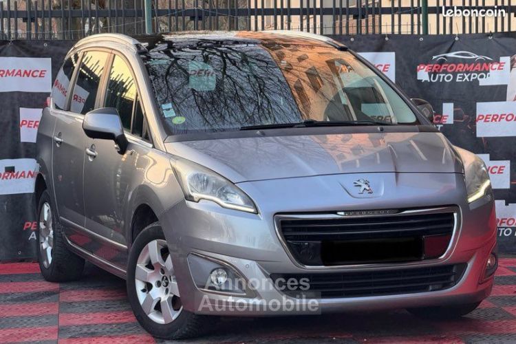 Peugeot 5008 Phase 2 1.6 e-HDi 120CV 7 Places année 07-2016 117.000KM Certifié Garantie 3 Mois a 8390euro - <small></small> 8.390 € <small>TTC</small> - #2