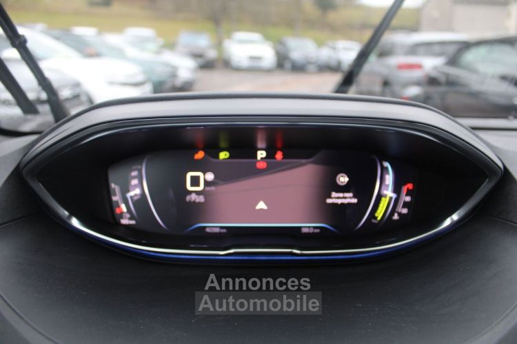 Peugeot 5008 PHASE 4 ALLURE PACK EAT8 BOITE AUTO PALETTE HYBRID 136 CV CAMÉRA 360 MI CUIR 7 PLACES - <small></small> 31.500 € <small>TTC</small> - #12