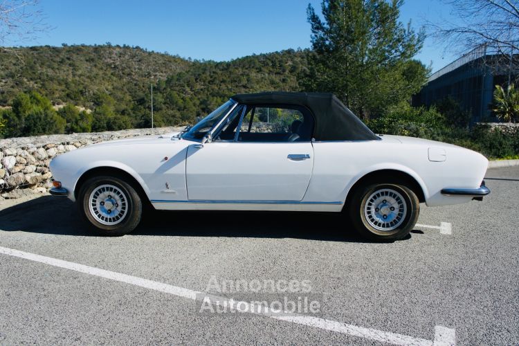 Peugeot 504 PEUGEOT 504 V6 CABRIOLET PININFARINA 136 CH - <small></small> 49.900 € <small></small> - #39